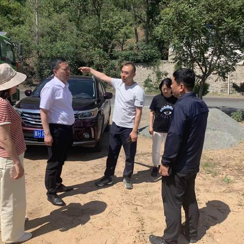 市生态环境局局长冯军会调研清水河流域生态环境状况