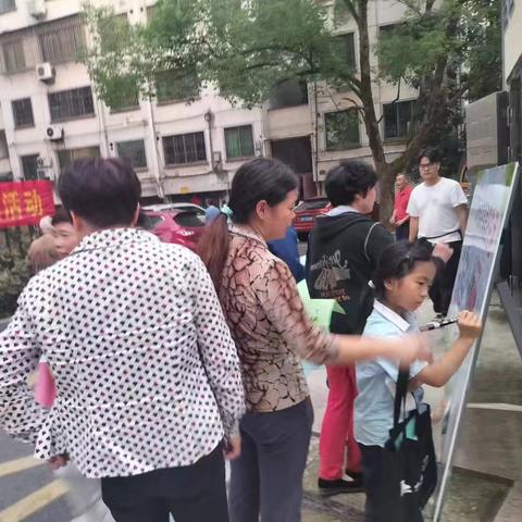 永康江南街道：开展“参与垃圾分类，评选最美家庭”主题宣传活动