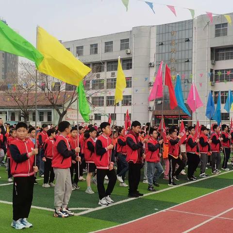 春意盎然季    强健体魄时——明珠实验学校春季田径运动会