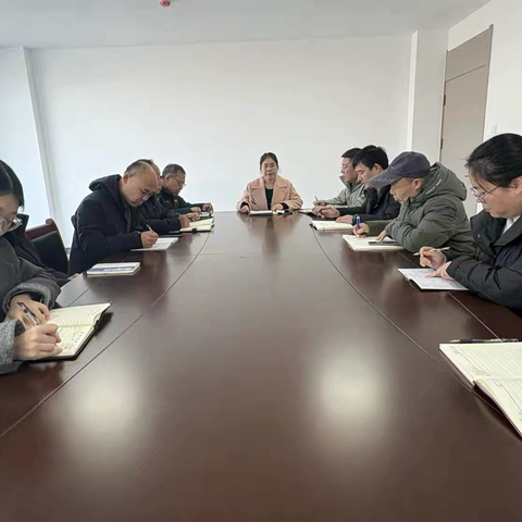 区委党校组织召开重点工作会议