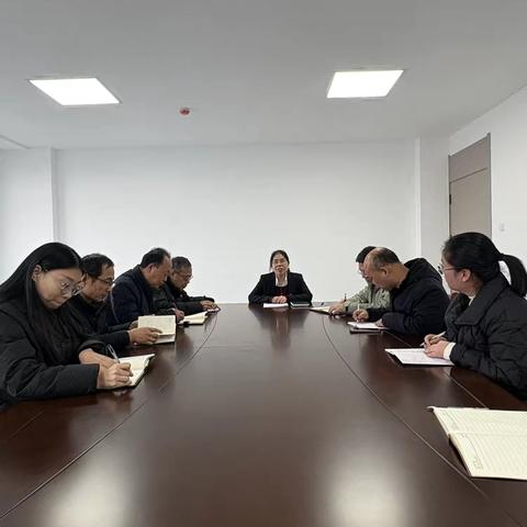 区委党校迅速传达学习区委二届十一次全会精神