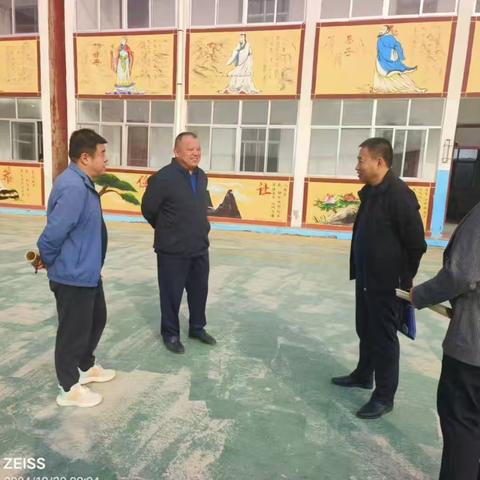 “推门听课”观常态，提质增效助成长 —— 梁山县金城小学推门听课活动纪实