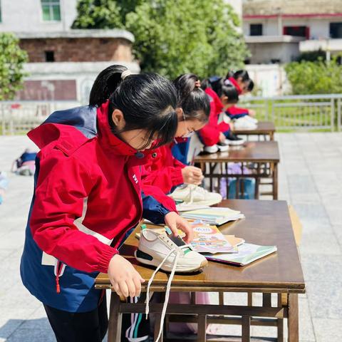 生活小达人，技能大比拼——花塘小学生活技能大比拼活动纪实