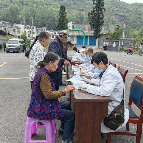 办好民生实事  提升群众幸福感---羊场乡卫生院积极开展65岁及以上老年人免费健康体检