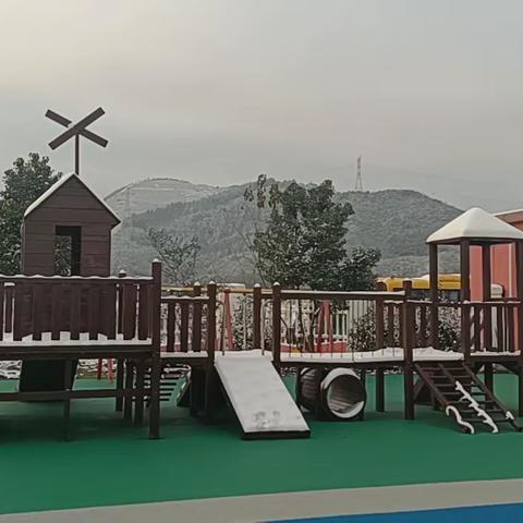 小小故事王：启迪孩子成长的奇妙世界