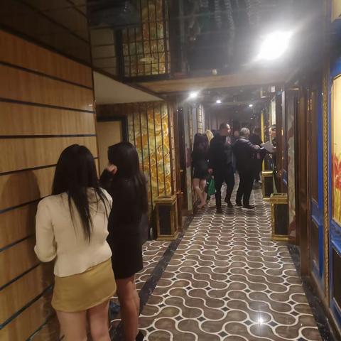 桥西公安分局中山派出所涉黄零容忍严厉打击违法犯罪