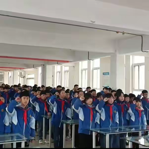 “珍惜时间，奋力冲刺” 新星小学六年级毕业班动员会