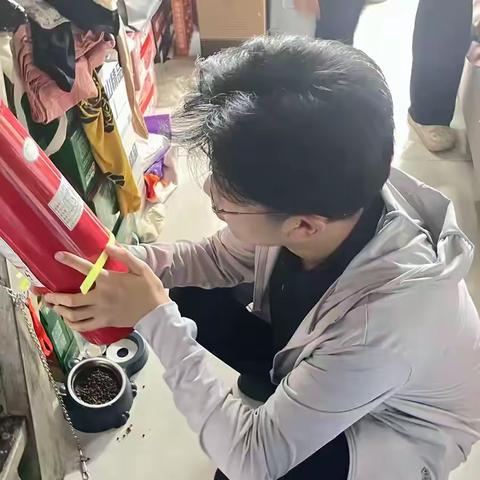 『双服双争』“排查身边隐患 筑牢安全防线”--中兴社区安全生产隐患排查整治活动