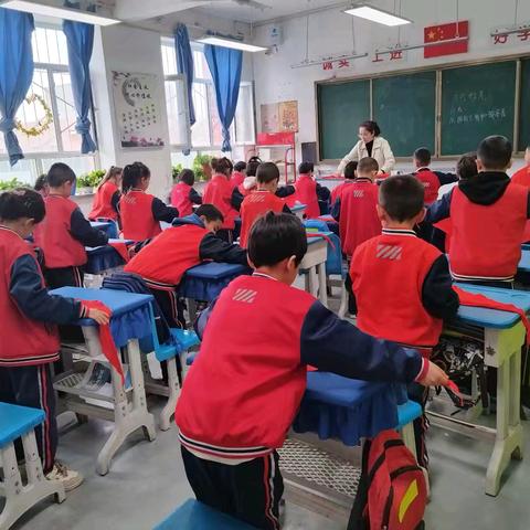 【党建引领】 队前教育 点亮红色梦想