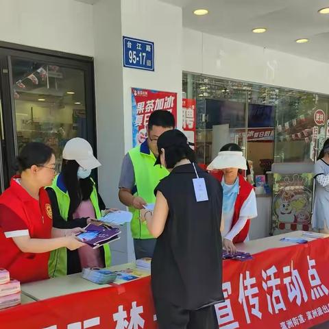 瀛洲街道建海社区开展《信访工作条例》宣传学习活动