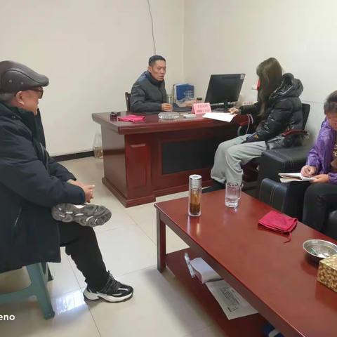 社区物业协商议事_安装监控探头 守护居民安全