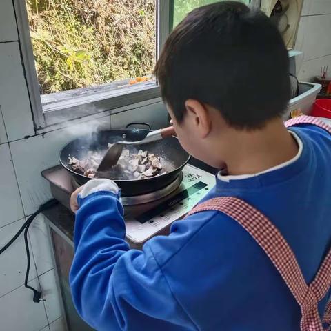 主题教育进行时｜“烹”然心动  不负好“食”光——建宁县均口中心小学开展课后服务劳动教育周活动