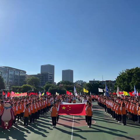 热血拼搏，逐梦未来——龙腾学校第十六届田径运动会圆满闭幕！   ‍ ‍ ‍ ‍ ‍ ‍