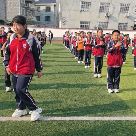 探秘亿年溶洞·再现茶马雄风——三坪小学五（1）班研学之旅