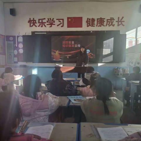 以“演”促防 以“练”为战——永阳学区南桥头小学开展消防安全应急疏散演练活动