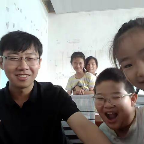 【为民办实事】暑期护航助成长，暖心托管解担忧——南部新城东峪村2025年学生暑期学习托管活动圆满完成