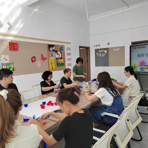 浑河站东街道临波路社区纪念“两邻”理念十周年系列活动：巧手绘“两邻”，编织“幸福梦”