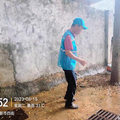 临高调查队开展“创文创卫”志愿服务活动