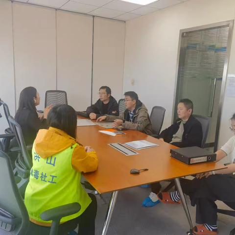 “人人防毒 人人拒毒”禁毒宣传