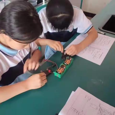 【关爱学生幸福成长】——大马村乡博睿小学科学课活动