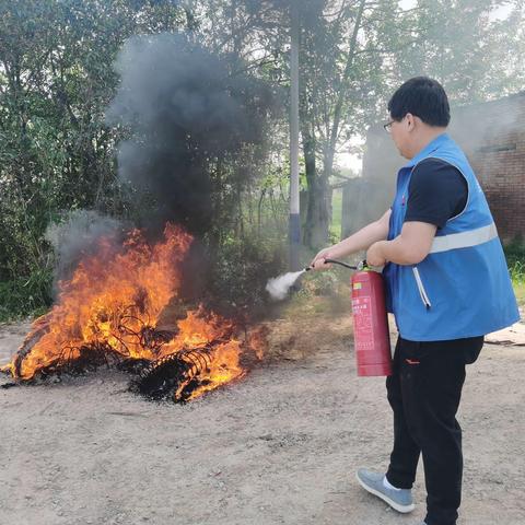 网格安全巡查，消除火险隐患