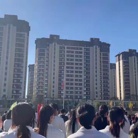 体育助力，精彩无限——庆祝岘山小学2.7班运动会