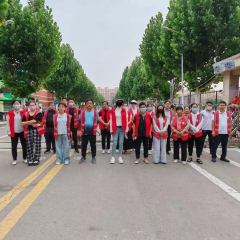 暖心护学岗，守护成长路———3.8班爱心家长执勤篇