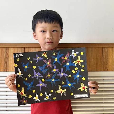 瑞绣幼儿园中一班童心童画作品展