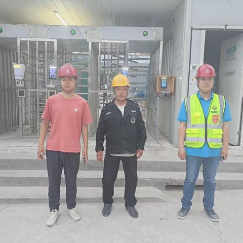 世纪天乐大厦改造项目6/18值班记录(值班人员：葛世明康富国孙荣霄)