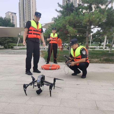 特警大队开展无人机防汛救援技法训练