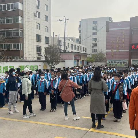 【魁星璀璨·德育】从小立志学本领 争做魁星好少年———魁星园小学参观魁星楼社会实践活动