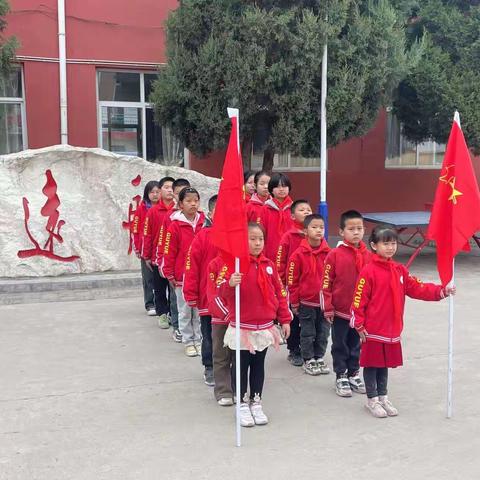 “缅怀革命先烈，传承红色基因”古月小学清明节