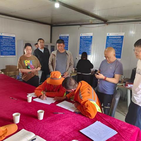 海西公路总段第一项目驻地办开展人员设备履约专项检查 筑牢项目建设安全高效防线