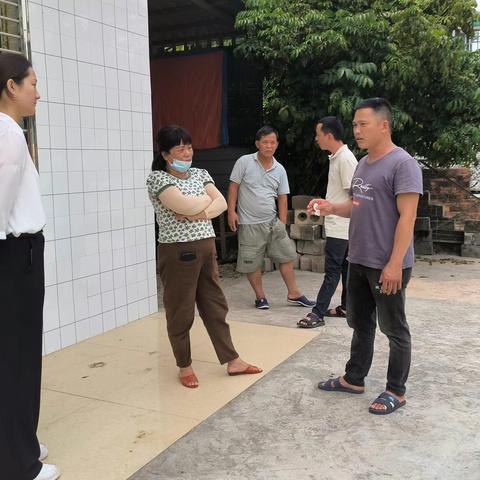 维特律师到临高县东江村参与土地纠纷调解