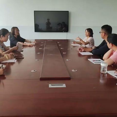 以研促教共成长——琉璃寺镇中心幼儿园领域组教研活动