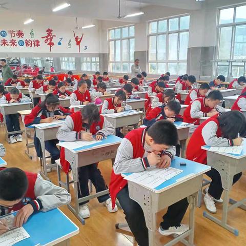 作图竞赛展风采，以赛促学强技能 -丹凤县思源实验学校物理教研组成功开展了八年级学生物理规范作图竞赛活动