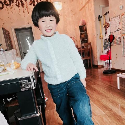 最是书香沁童心，我读书我快乐，我认字我幸福