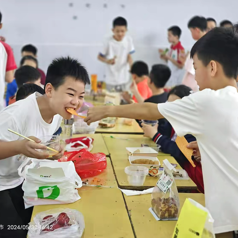 品缤纷美食  享快乐童年