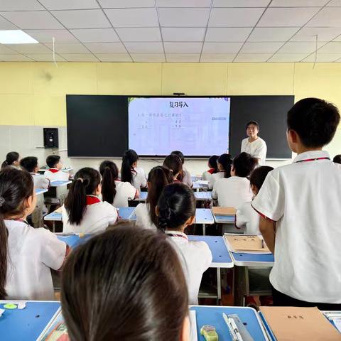 深耕小数运算课堂，聚力数学教研成长—— 记郾城区第二实验小学《简单的小数加减法》公开课教研活动