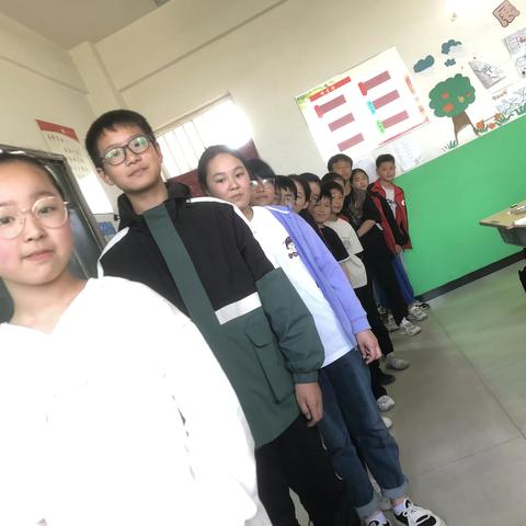 【关爱学生幸福成长】不一样的表扬和教育----南赵林小学