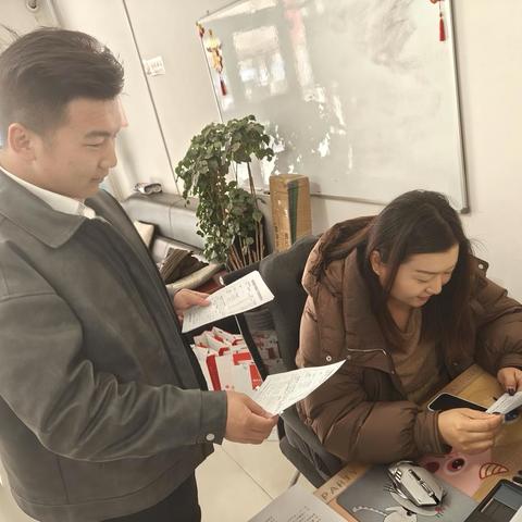 瓜州支行营销能手系列报道—— ‍我在零贷赛道上的转型与突破 ‍瓜州支行顾乐鹏