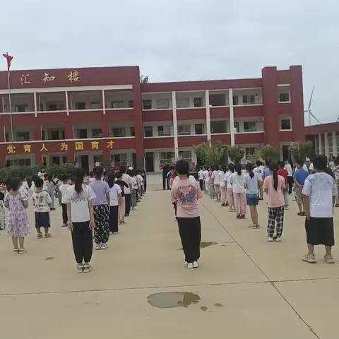 古城乡马庄小学拜师礼活动 ——感恩老师