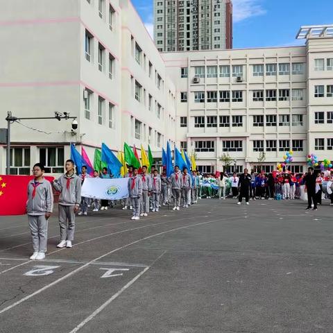 运动展风采  “双减”强体魄  奋进新征程  筑梦向未来—乌市第八十一中学第37届田径运动会