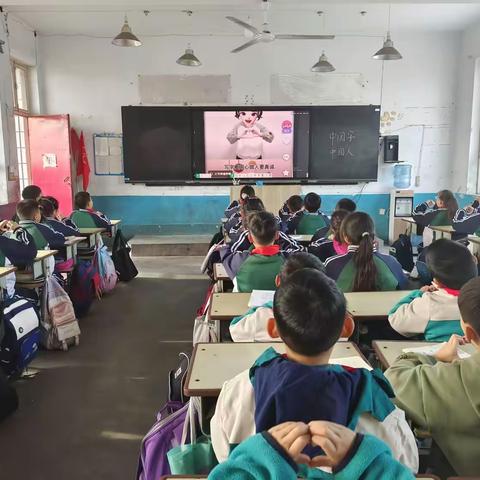 写好中国字，做好中国人——曲沟小学手势舞社团活动