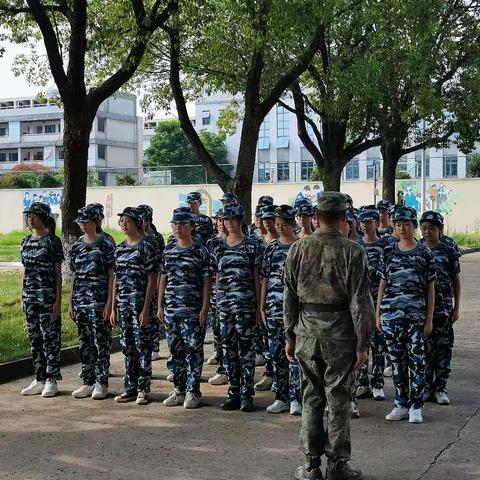 高一（2）班的同学们，你们都很棒！👍