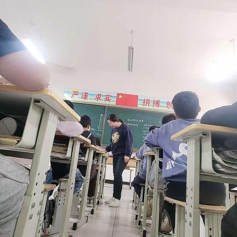 关爱学生幸福成长 称勾中心校呼西小学“拖底补差”工作纪实