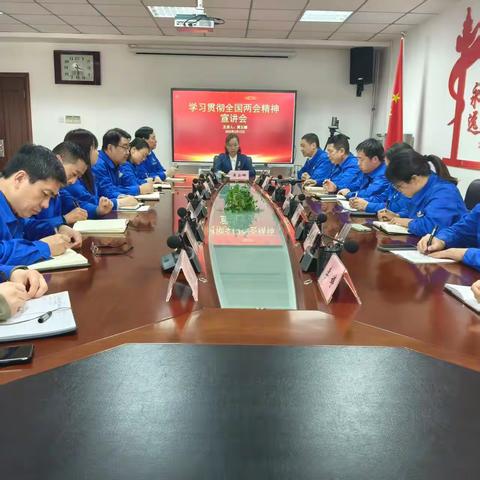 全国人大代表黄云娜履职归来 积极传达两会精神