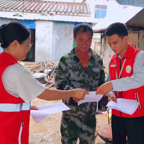 网格员开展禁毒宣传工作