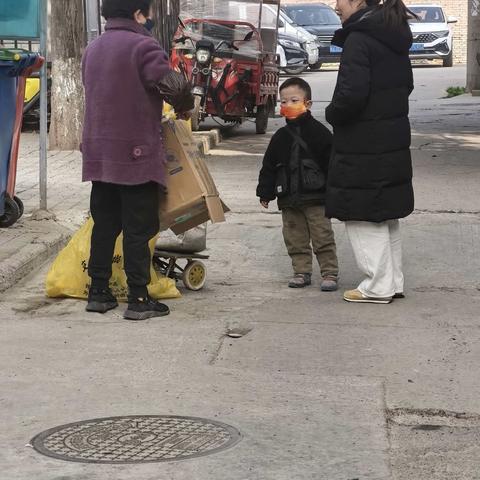 垃圾分类进家门 文明新风润民心