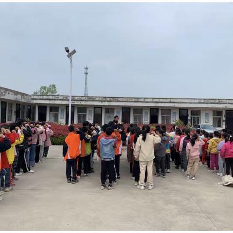 马庄学校“珍爱生命，远离溺水”主题教育纪实